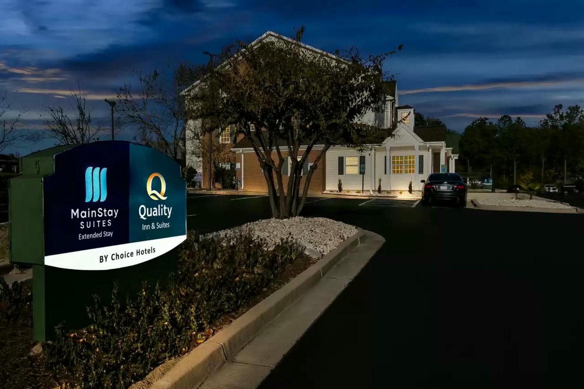 Quality Inn & Suites Columbia Harbison Exterior photo